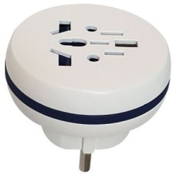 Adaptateur monde vers europe
