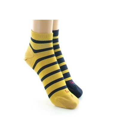 Socquettes en soie rayées asymétriques