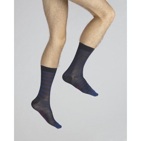 Chaussettes rayées asymétriques