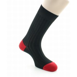 Chaussettes Aristote noir / vigne