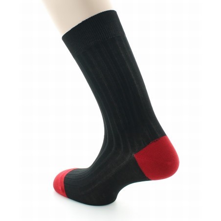 Chaussettes Aristote noir / vigne